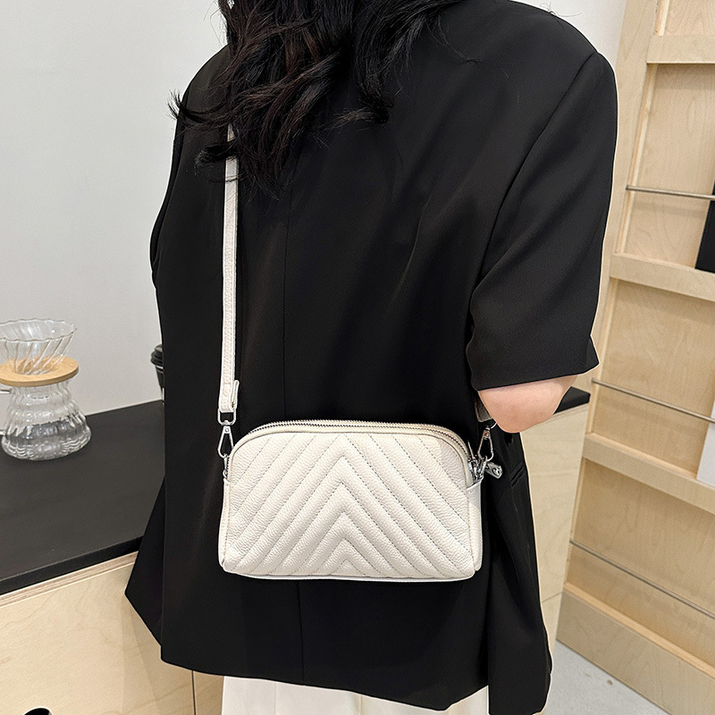 Ženska torbica od vrhunsku goveđe kože s dijamantnim prešivanjem, crossbody torbica preko ramena, 2025 nova moda, srednja veličina, veliki kapacitet
