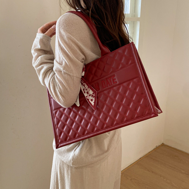 Crvena ženska torba sa svilenim šalom, retro stil, tote torba za svakodnevnu upotrebu