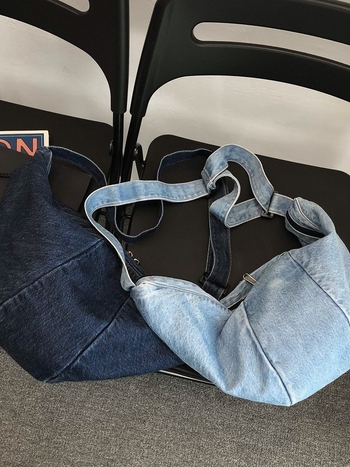 Moderna denim dumpling torba za muškarce i žene, srednja veličina, crossbody uz magnetsko zatvaranje
