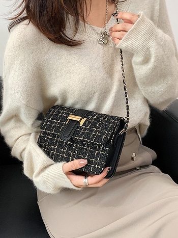 Ljetna teksturirana ženska torba, 2026 modni trend, jednostavna torba za rame ili crossbody, vunena mala kvadratna torba