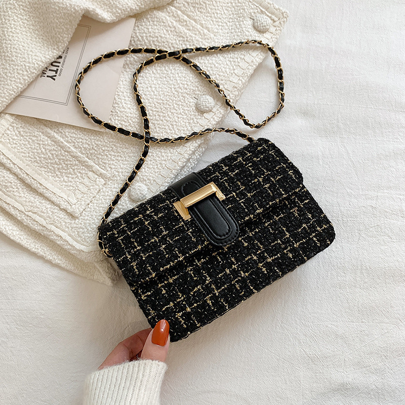 Ljetna teksturirana ženska torba, 2026 modni trend, jednostavna torba za rame ili crossbody, vunena mala kvadratna torba