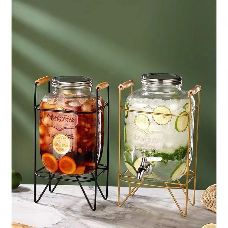 Baril din sticlă pentru băuturi: infuzii, cocktailuri, ceai și sucuri