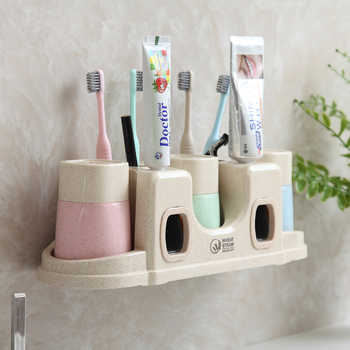 Suport pentru periuțe din paie de grâu pentru familii de două până la trei persoane, cu presă pentru pastă de dinți, set de pahare de clătire pentru cuplu, cutie de depozitare montată pe perete.