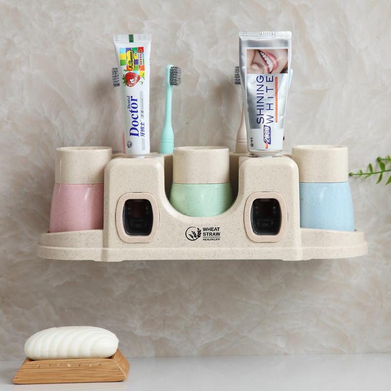 Suport pentru periuțe din paie de grâu pentru familii de două până la trei persoane, cu presă pentru pastă de dinți, set de pahare de clătire pentru cuplu, cutie de depozitare montată pe perete.
