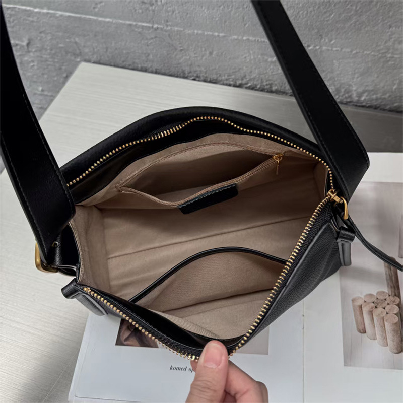 Ženska torbica ispod pazuha od prave kože, 2025 novi stil jastučića, za svakodnevno nošenje, preko ramena ili crossbody, vrhunska koža
