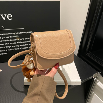 Ženska luksuzna torba, proljeće 2026 - Crossbody torba, elegantan minimalistički dizajn za svakodnevnu upotrebu