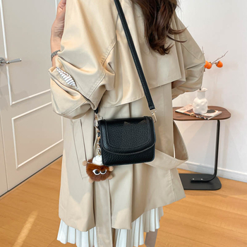 Ženska luksuzna torba, proljeće 2026 - Crossbody torba, elegantan minimalistički dizajn za svakodnevnu upotrebu