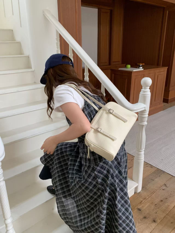 Boston torba od prve slojev teleće kože, needlepoint uzorak, casual stil, velika zapremina, za svakodnevnu upotrebu preko ramena
