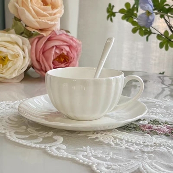 Set de cești și farfurioare pentru cafea, în stil european, porțelan de oase, design nordic minimalist, cești de cafea în stil englezesc pentru uz casnic