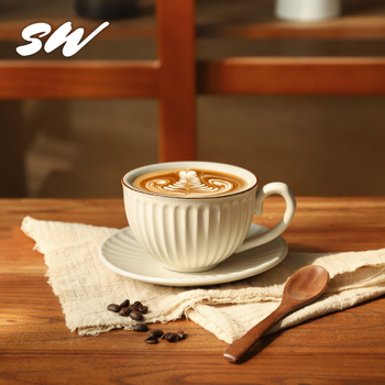 Set japonez din ceramică pentru cafea cu farfurie – stil retro, realizare manuală latte art