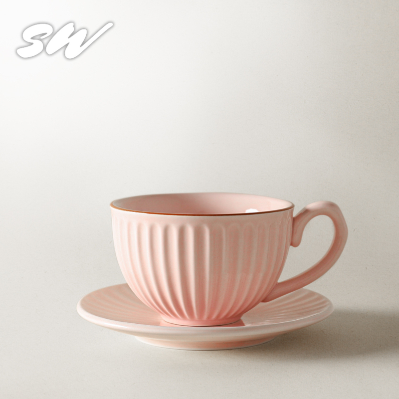 Set japonez din ceramică pentru cafea cu farfurie – stil retro, realizare manuală latte art