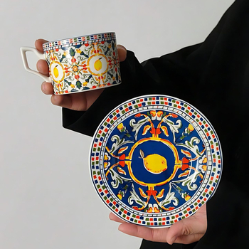 Set ceramic de cafea cu ceașcă și farfurie, motiv floral de lămâie, design elegant, calitate superioară