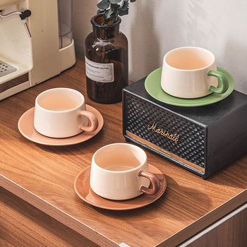 Set de cești și farfurioare din ceramică în stil nordic, cu un aer discret de lux pentru uz casnic – cești latte cafea