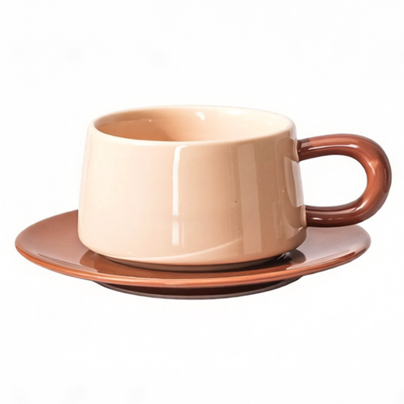 Set de cești și farfurioare din ceramică în stil nordic, cu un aer discret de lux pentru uz casnic – cești latte cafea