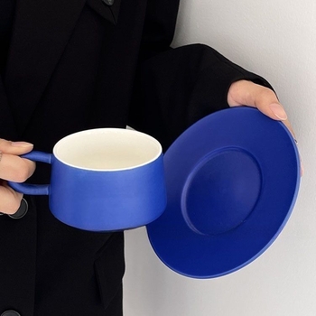 Set de cești pentru cafea și farfurioară Klein Blue, handmade în stil japonez pentru uz casnic