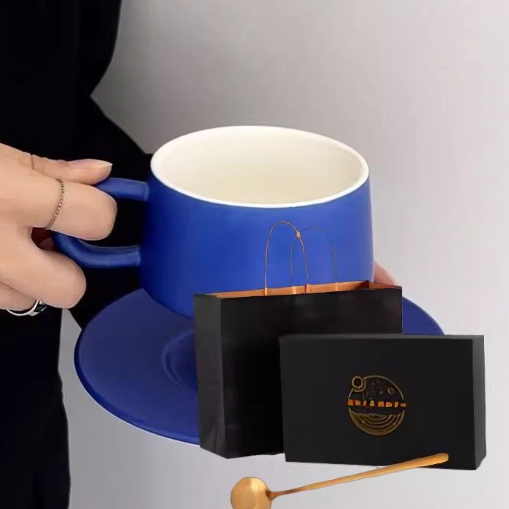 Set de cești pentru cafea și farfurioară Klein Blue, handmade în stil japonez pentru uz casnic