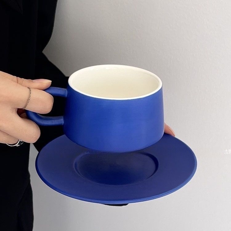 Set de cești pentru cafea și farfurioară Klein Blue, handmade în stil japonez pentru uz casnic