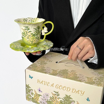 Set cafea cu ceașcă și farfurie, motif flori 3D cu clopoței de vânt, ceramică premium, cadou suvenir