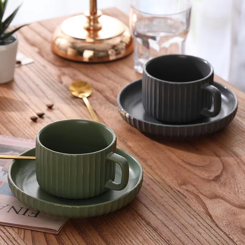 Ceașcă de cafea ceramică cu farfurioară, în stil european, culoare macaron, set cu linguriță