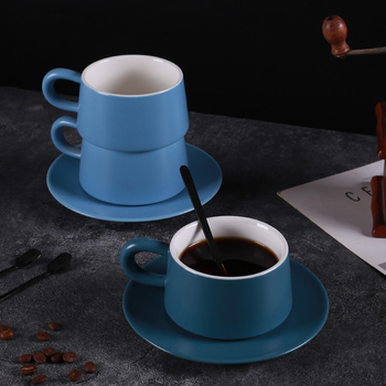 Ceașcă ceramică pentru cafea cu farfuriu și linguriță, albastru ceață, finisaj mat simplu, design creativ pentru uz casnic, ceai de după-amiază