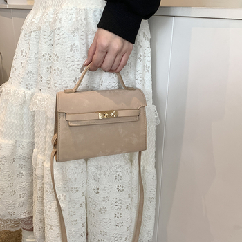 Ženska torba u francuskom stilu, personaliziran modni dizajn, torba tipa Kelly, ramenski stil po korejskom modelu, kompaktna i svestrana za svakodnevnu upotrebu.