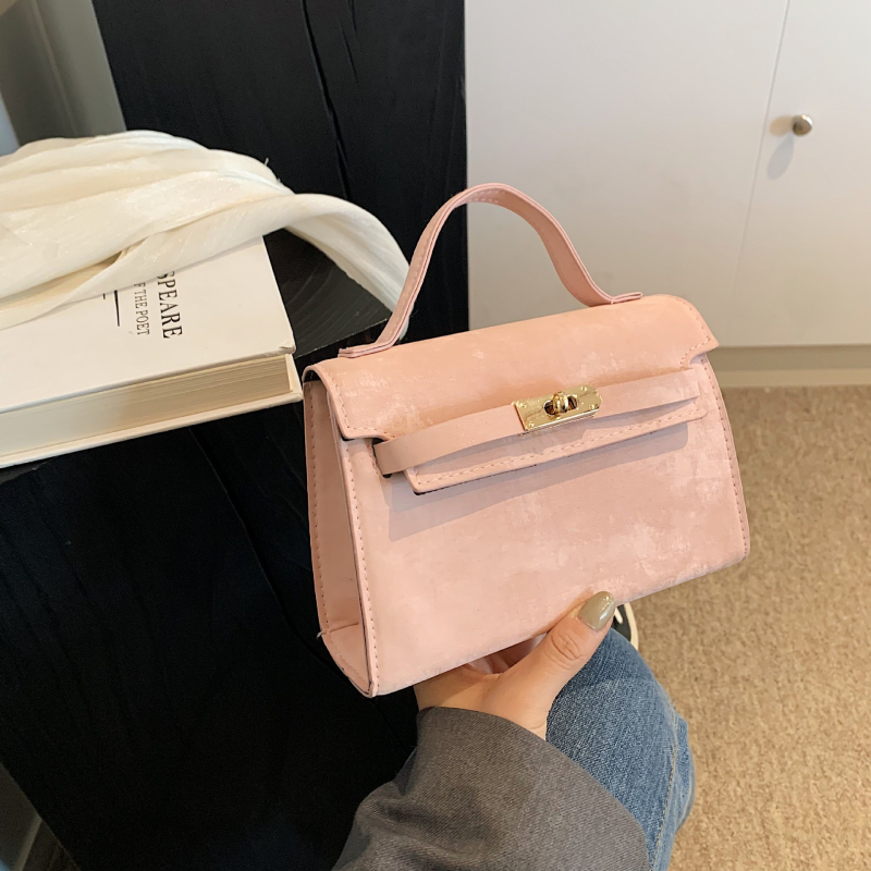 Ženska torba u francuskom stilu, personaliziran modni dizajn, torba tipa Kelly, ramenski stil po korejskom modelu, kompaktna i svestrana za svakodnevnu upotrebu.