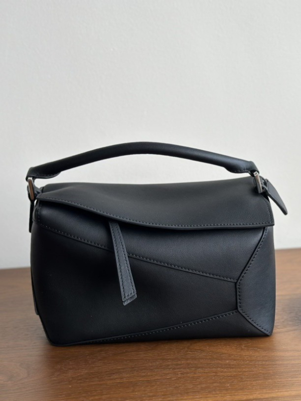 Geometrijska ženska torbica srednje veličine, visoka kvaliteta, velika zapremina, minimalistički stil, za rameno i crossbody