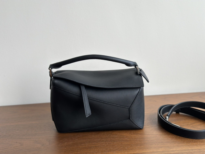 Geometrijska ženska torbica srednje veličine, visoka kvaliteta, velika zapremina, minimalistički stil, za rameno i crossbody