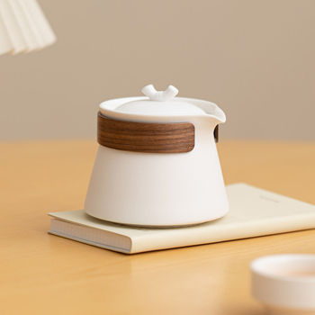 Set Gongfu de ceai cu un ceainic și trei cești, în nuanțe gradient, portabil pentru călătorii, cadou corporativ