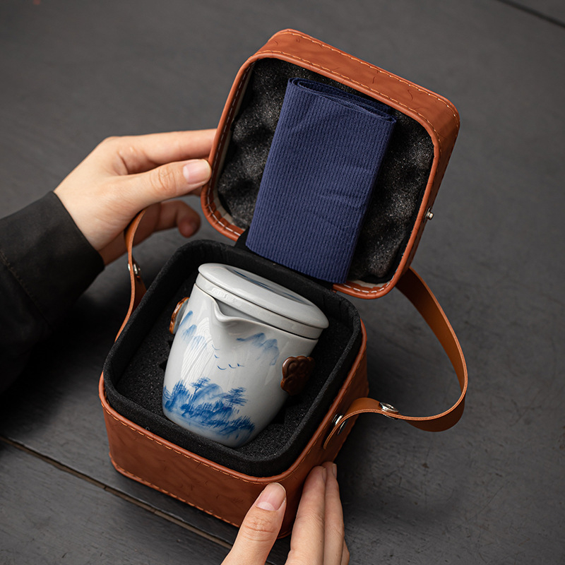 Set de ceai ceramic pentru călătorii, în stil chinezesc nou, pictat manual, pentru camping în aer liber și mașină — un ceainic și două cești, portabil