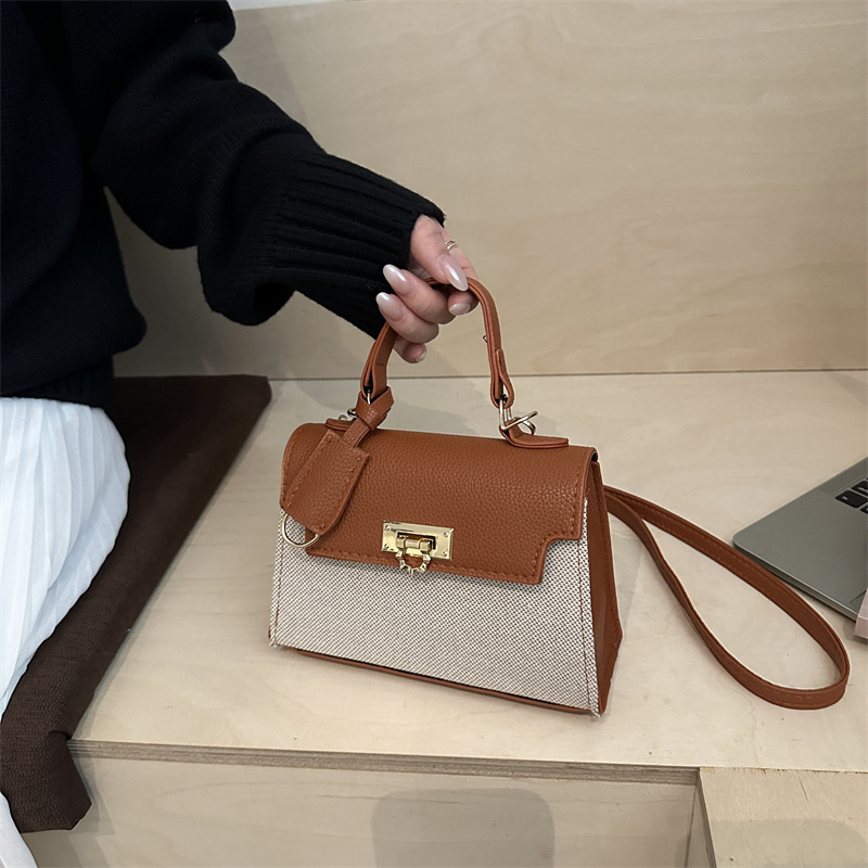Ženska Kelly torbica – crossbody, dizajn color-block, gradski stil, srednja veličina