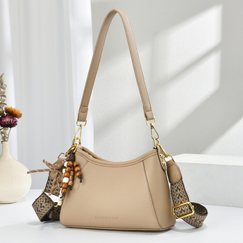 Ženska torba u franuskome stilu – moderna svakodnevna crossbody torba s retro šarmom