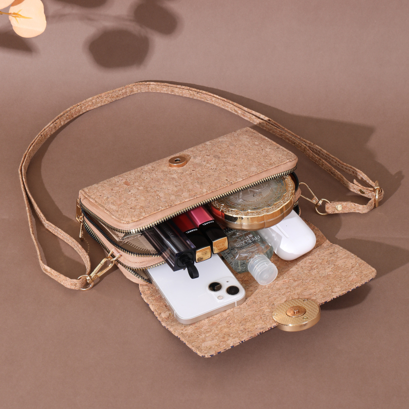 Ženska torbica od pluta u retro etno stilu s patchworkom i jedinstvenim uzorkom kore, svestrana crossbody torba za svakodnevnu upotrebu