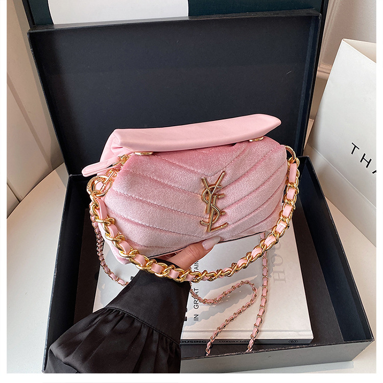 Zamatna torbica s lancem za žene – mini veličina, elegantna preko ramena i crossbody, troje u jednom