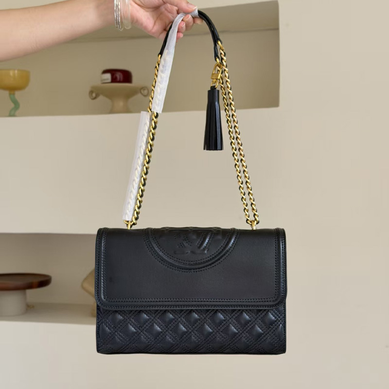 Ženska torba od prave kože s prešivanjem i resicama, crossbody, mala kvadratna torba