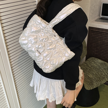 Ženska torba velikog kapaciteta, casual stil, torba preko ramena s vezenim srcem