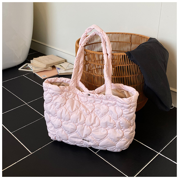 Ženska torba velikog kapaciteta, casual stil, torba preko ramena s vezenim srcem