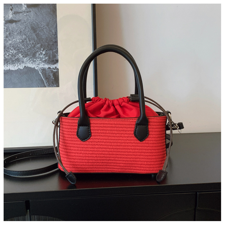 Ženska torba od slame, pletena — u stilu šume, za ramensku i crossbody za plažu, praktična, moderna i elegantna