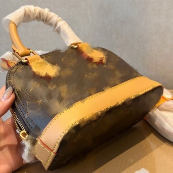 Torba u obliku školjke od prave kože s visokokvalitetnim printom, svestrana ručna i crossbody torba, srednje veličine, zatvarač, unutarnja džep za telefon, proljeće 2025