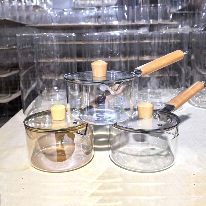 Oală din sticlă borosilicată cu mâner unic, pentru supe și tocană, capac din sticlă temperată, 1.1–2 L, stil luxos ușor