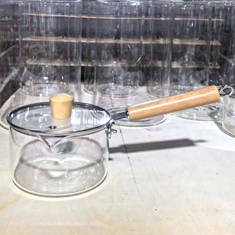Oală din sticlă borosilicată cu mâner unic, pentru supe și tocană, capac din sticlă temperată, 1.1–2 L, stil luxos ușor