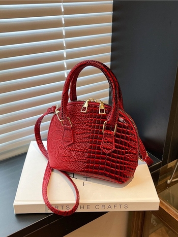 Ženska torbica s krokodilskim uzorkom, proljeće 2026., mala torbica za rameni crossbody, retro oblik školjke