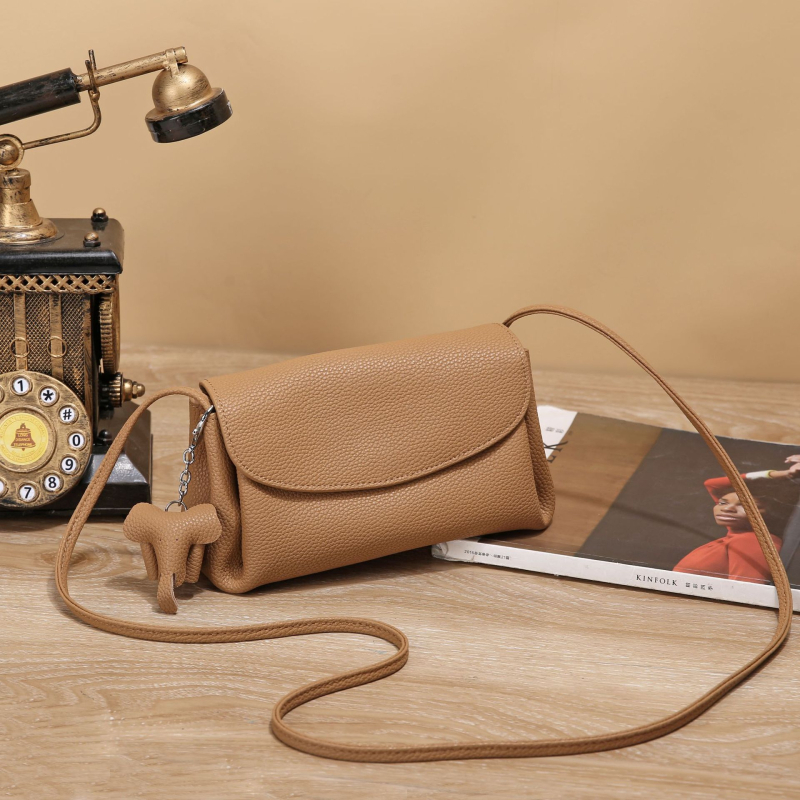 Ženska torba od vrhunske kože bivola, moderna i svestrana za ljeto, crossbody torba u obliku školjke s tri pretinca, prava koža, model Mali Slon