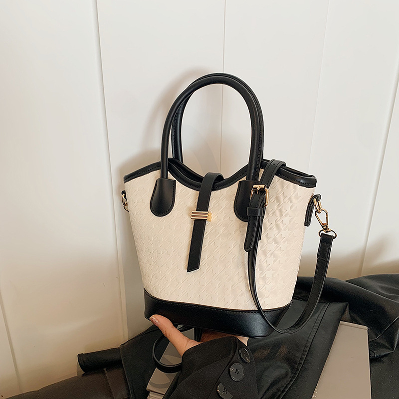 Ženska torbica tipa kanta s blokovima boja, corduroy materijal, ljetni model 2025, svestrana crossbody torba