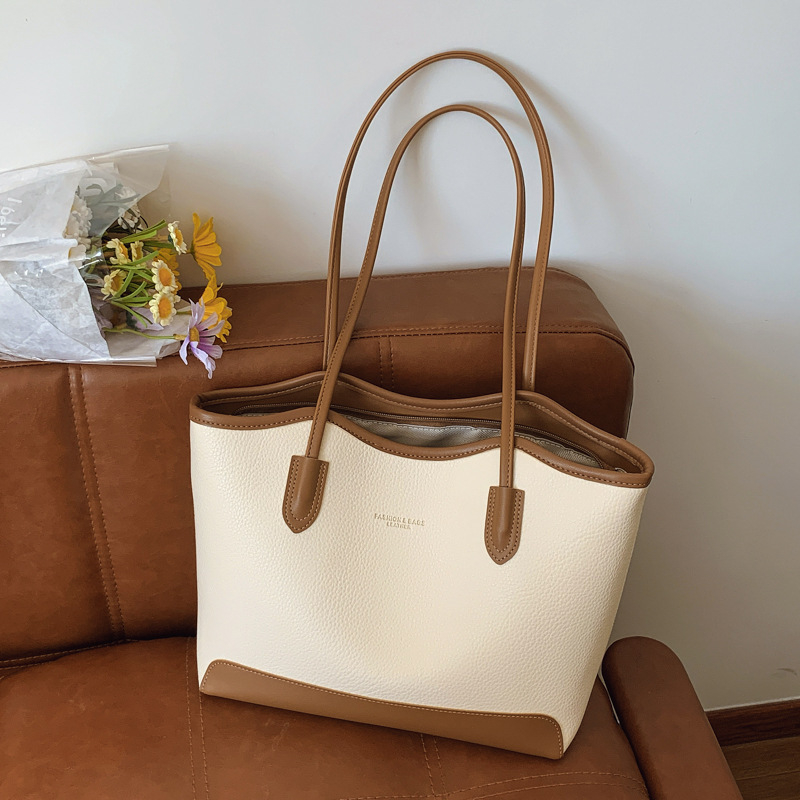 PU tote torba srednje veličine s teksturiranom površinom, crossbody u bucket stilu, kontrastne boje