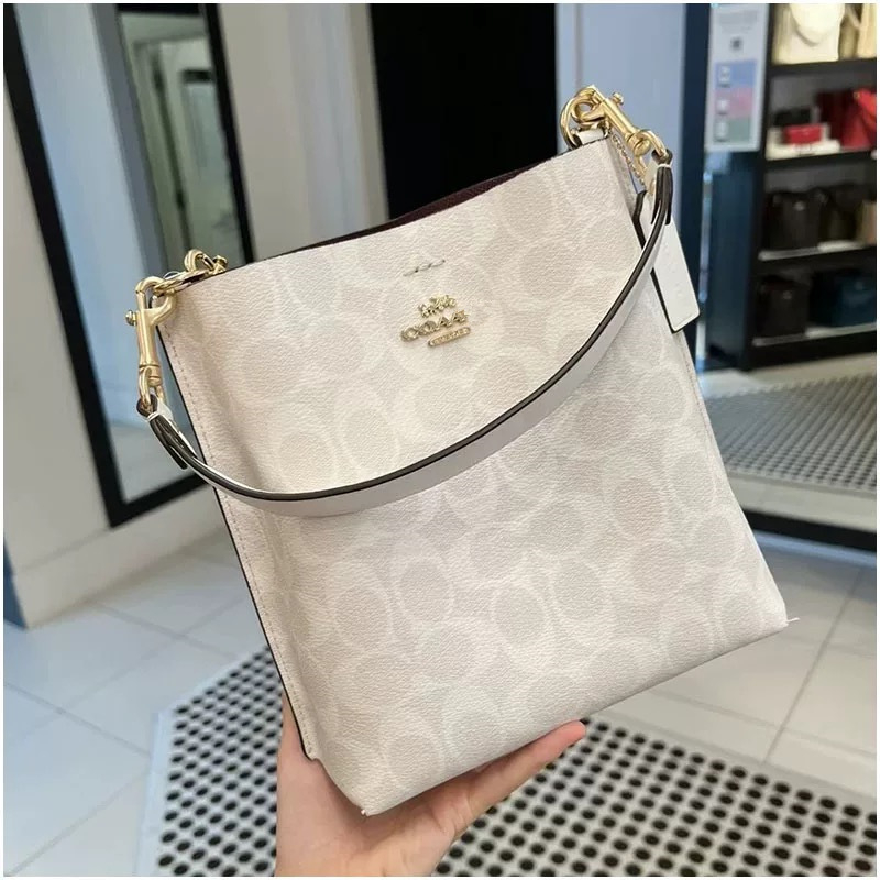 Koujia Mollie22 bucket torba – klasični monogram, jesen 2024, srednja veličina, PVC