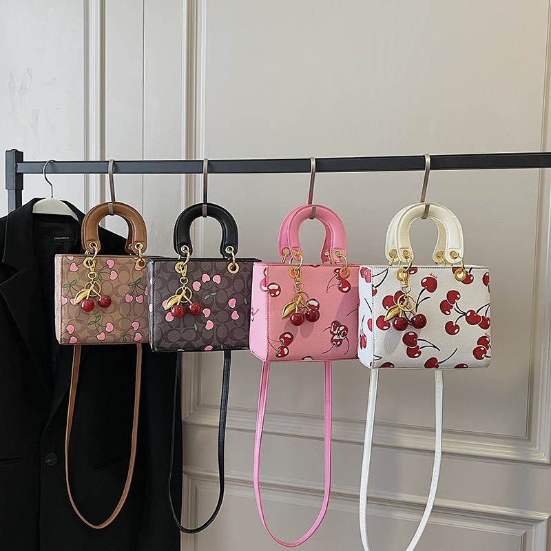 2026 Nova ženska Cherry torba s ručkom i crossbody, velika kapaciteta, tote bucket torba