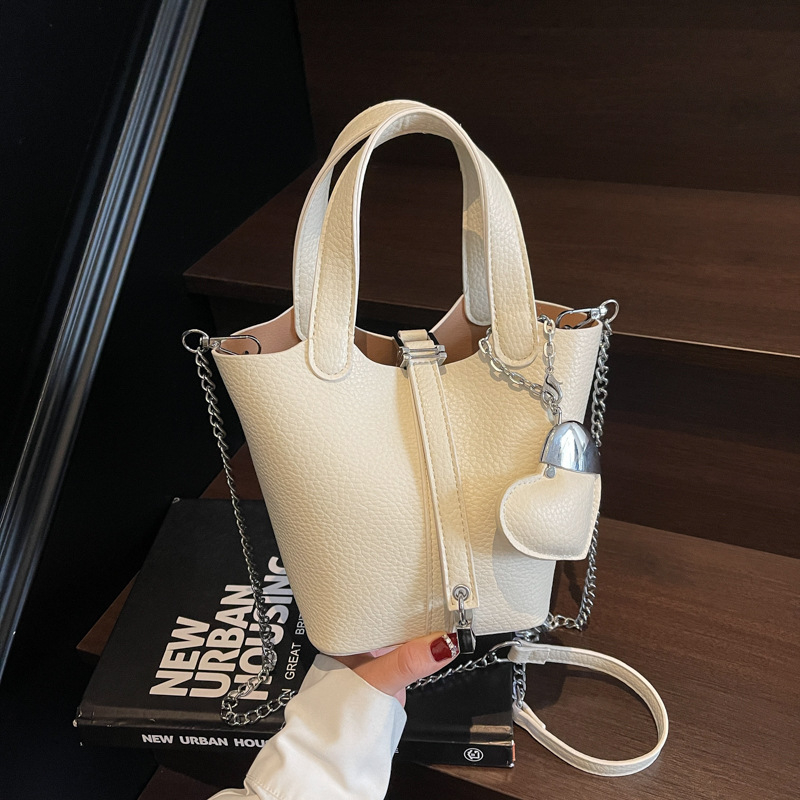 Ženska PU kožna bucket torba, gradski minimalistički stil, srednje veličine, crossbody sa tri remena, poliester podstava, unutarnji džepovi sa zipom, džep za telefon i ID