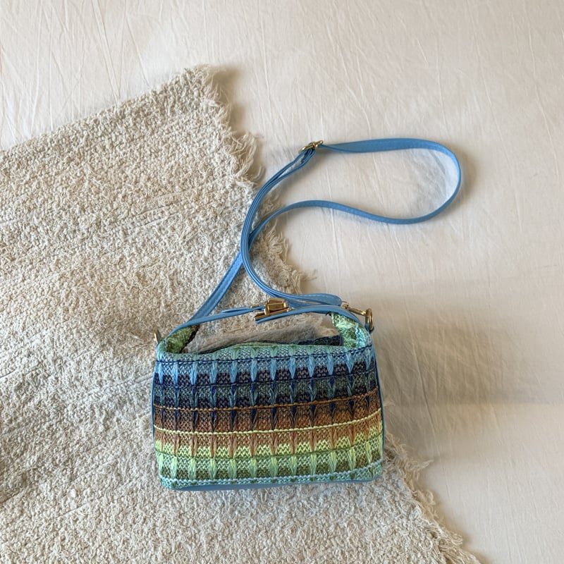 Moderna pletena etno-stil torba-vedro s lančanim remenom, za žene, minimalistička crossbody torba, ljeto 2025