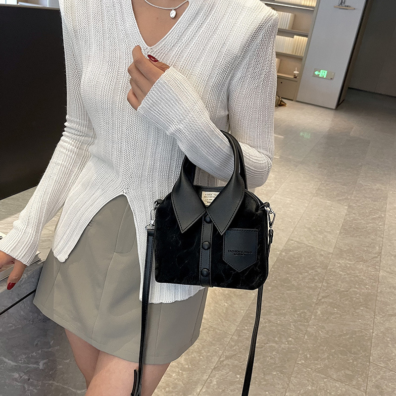 Nova ženska bucket torba, PU koža, mala veličina, lančani remen, gradski stil, jesen 2023.